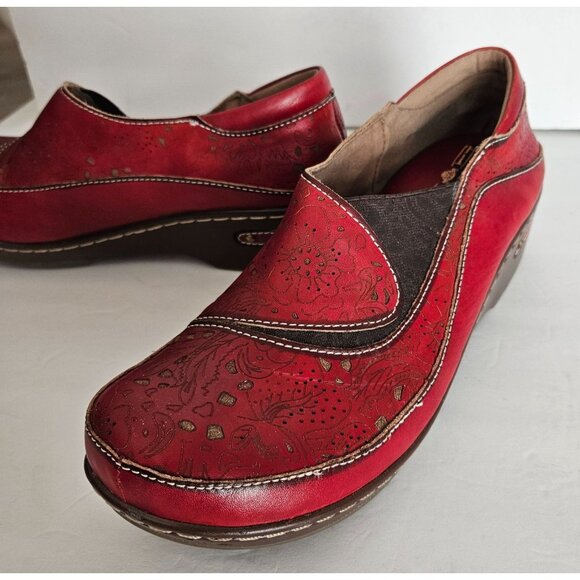 Spring Step L'Artiste Sz 40/9.5 Slip On Red Cut Out Floral shoes Art To Wear - Picture 3 of 11